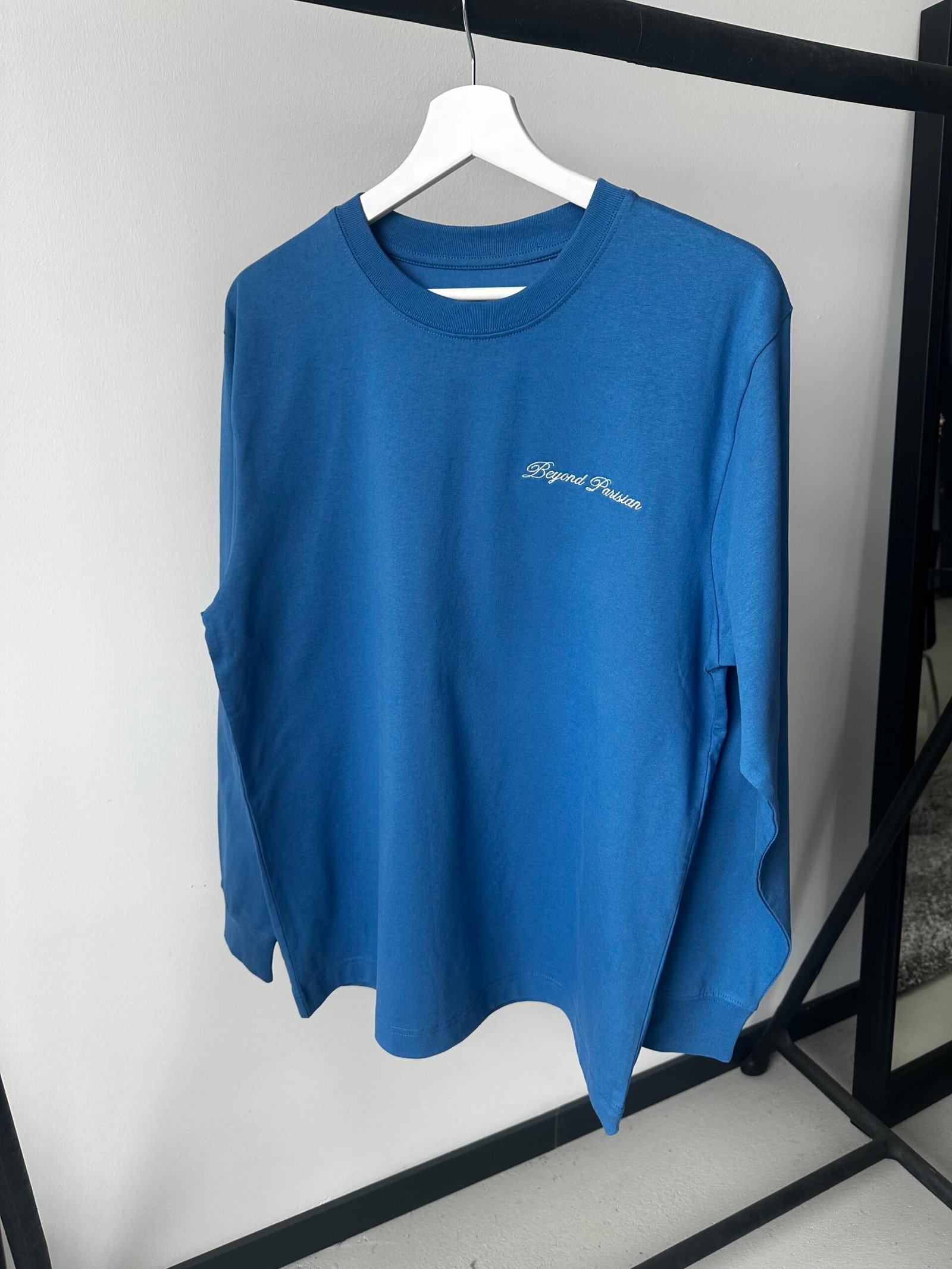 Longsleeve ''Beyond Parisian'' M/L