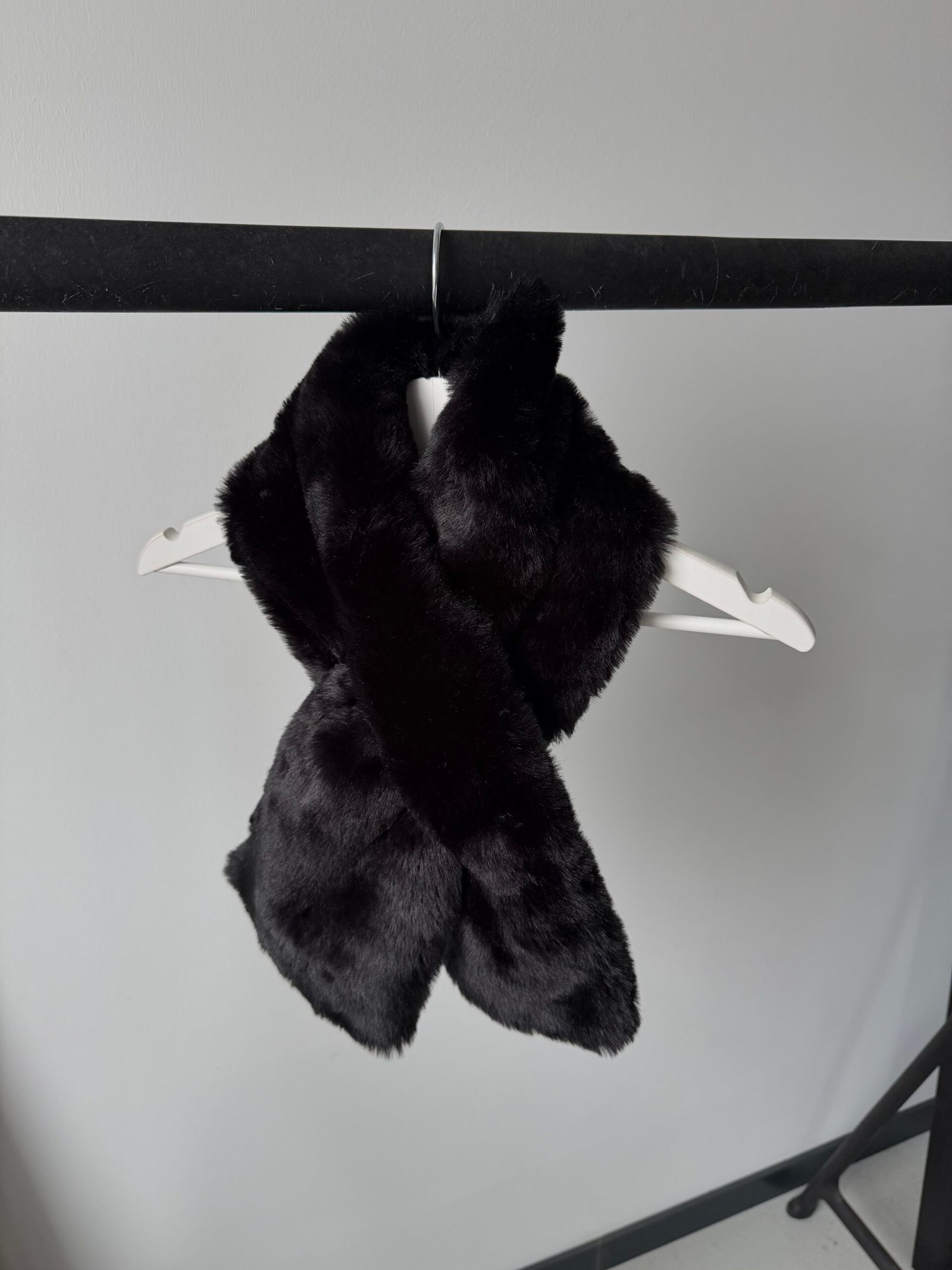 Šalikas ''Cozy'' black